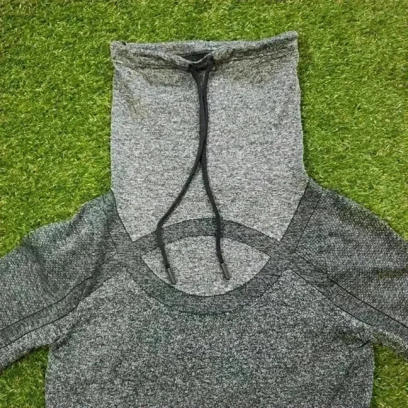 Under Armour Sweatshirt Women Size XS Threadborne HeatGear Hoodie Gray 4498 - Picture 4 of 7